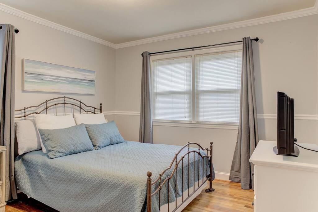 Charming Home Near Folly & Downtown Charleston Kültér fotó