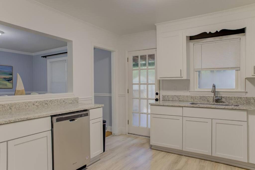 Charming Home Near Folly & Downtown Charleston Kültér fotó
