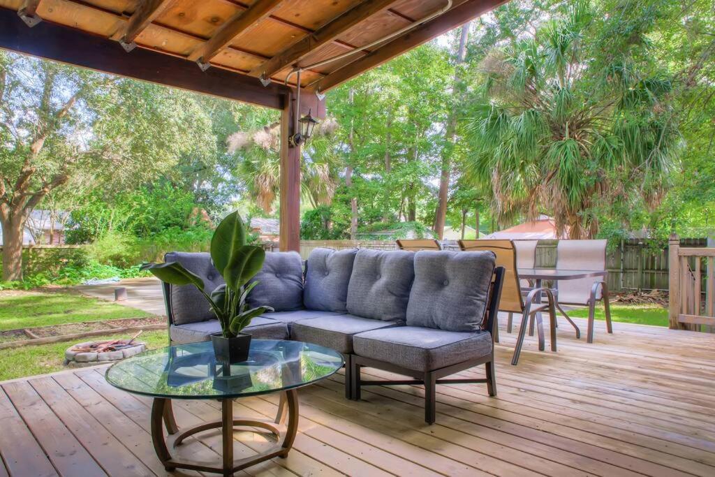 Charming Home Near Folly & Downtown Charleston Kültér fotó